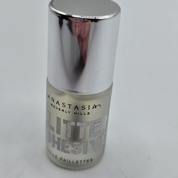 Anastasia Beverly Hills Glitter Adhesive - Picture 4 of 4